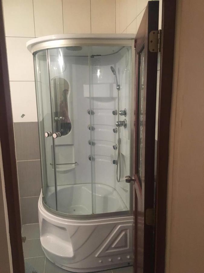 Hotel Dinastia Pitesti Bagian luar foto